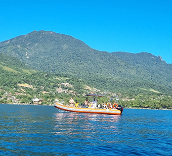 castelhanos-surieltrips-barco